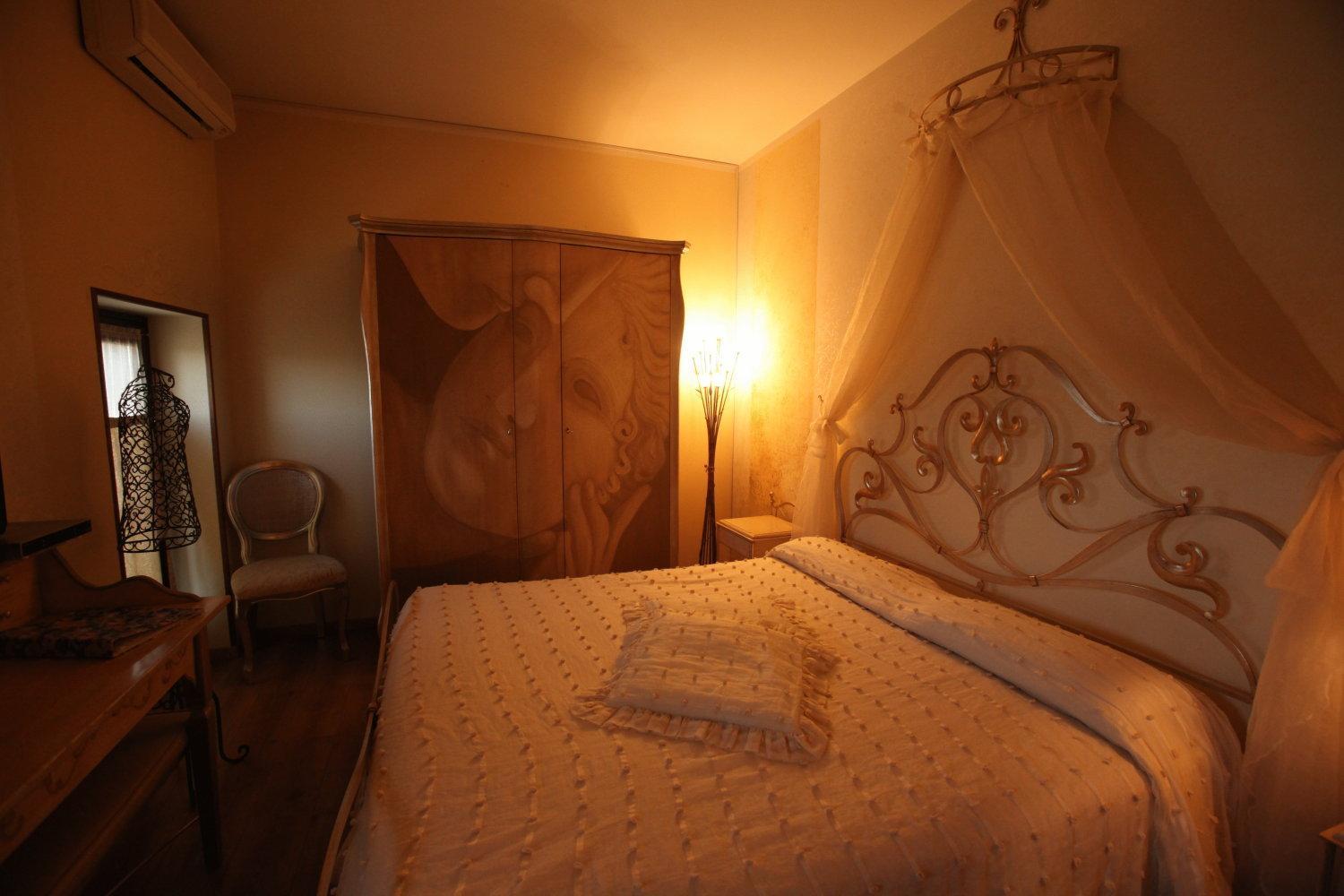 Manuela Le Quattro Coppe Hotel Desenzano del Garda Luaran gambar